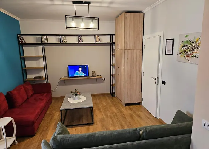 My -tirana Centre * טיראנה